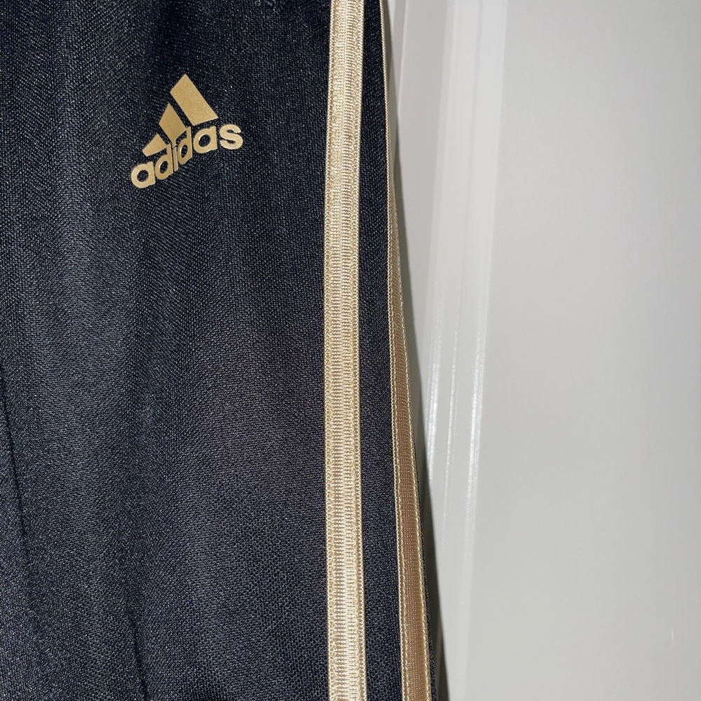 Adidas black and gold trio soccer pants ⚽️ - Picture 4 of 6